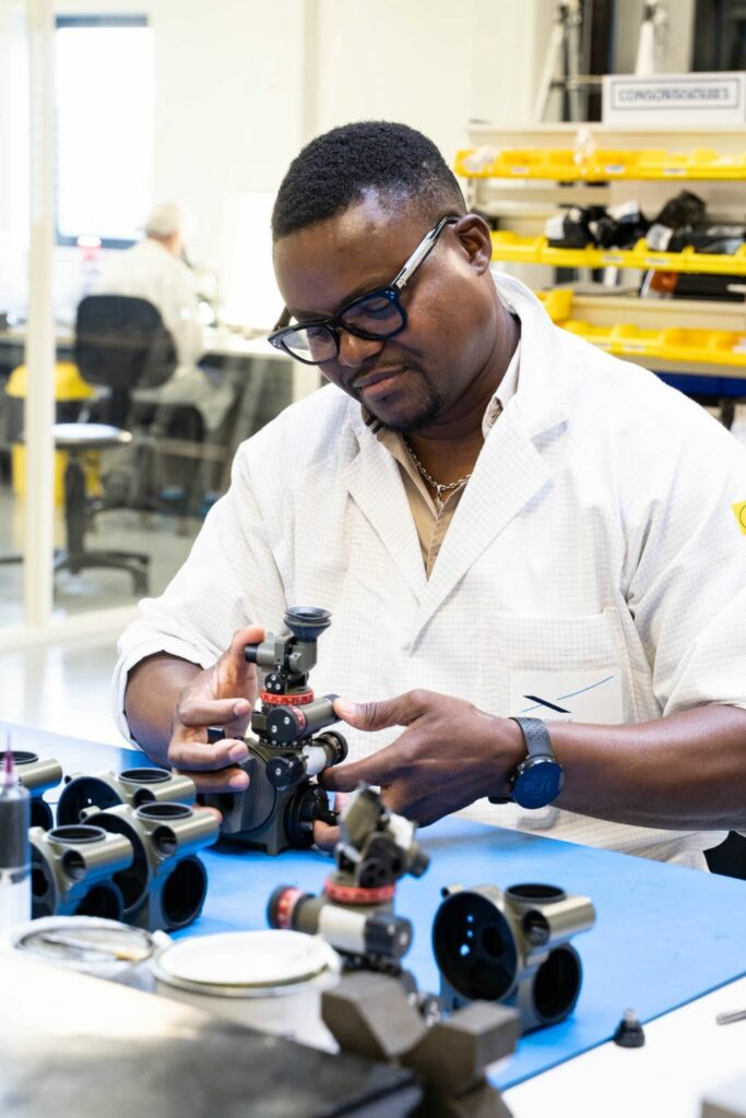 Assemblages optroniques complexes et de haute précision