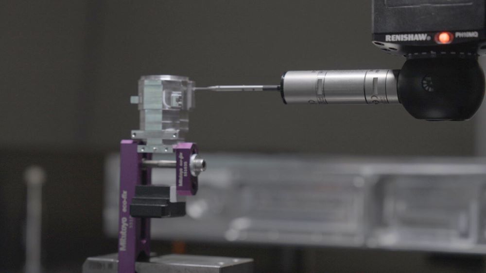 Contrôle des pièces mécaniques et des produits finis chez Elynxo