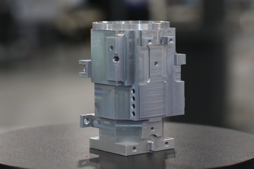 Usinage et mécanique de précision chez Elynxo